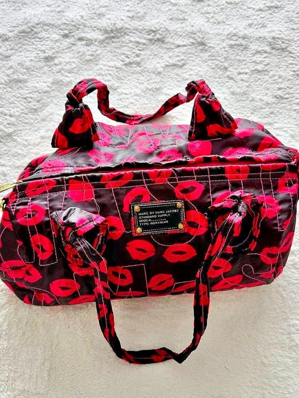 Marc by Marc Jacobs Workwear Nylon Lip Tote Black & Pink